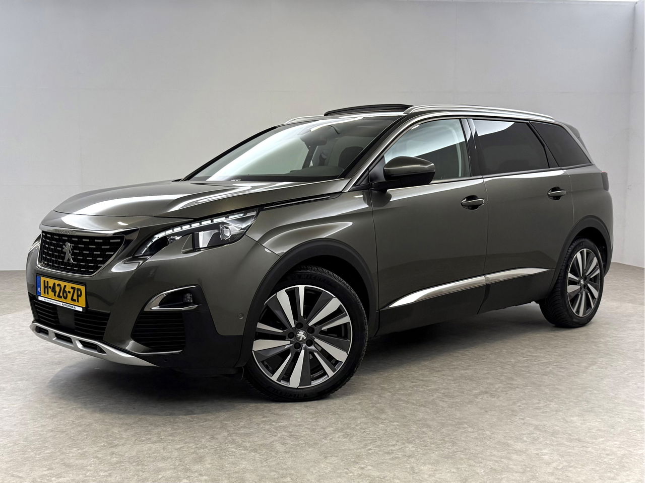 Peugeot 5008 1.2 PureTech Avantage | 7-zits | Pano | 360° | Sfeerverl. | Trekh | Carplay | LED | NAP