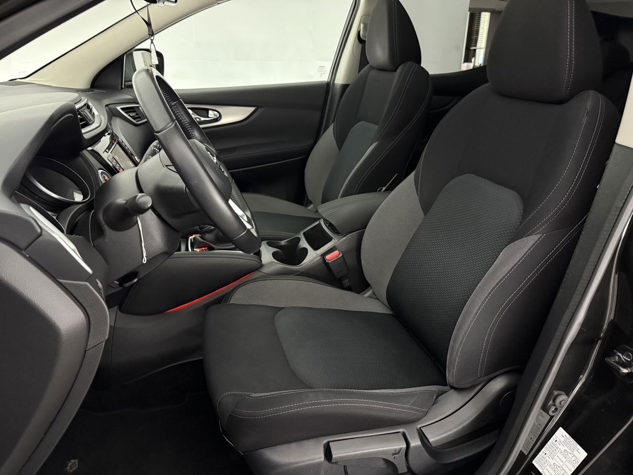 Nissan QASHQAI 1.2 N-Connecta | Pano | LED | 360° | Cruise | Navigatie | NAP