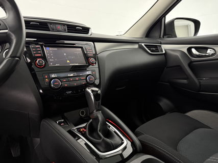 Nissan QASHQAI 1.2 N-Connecta | Pano | LED | 360° | Cruise | Navigatie | NAP
