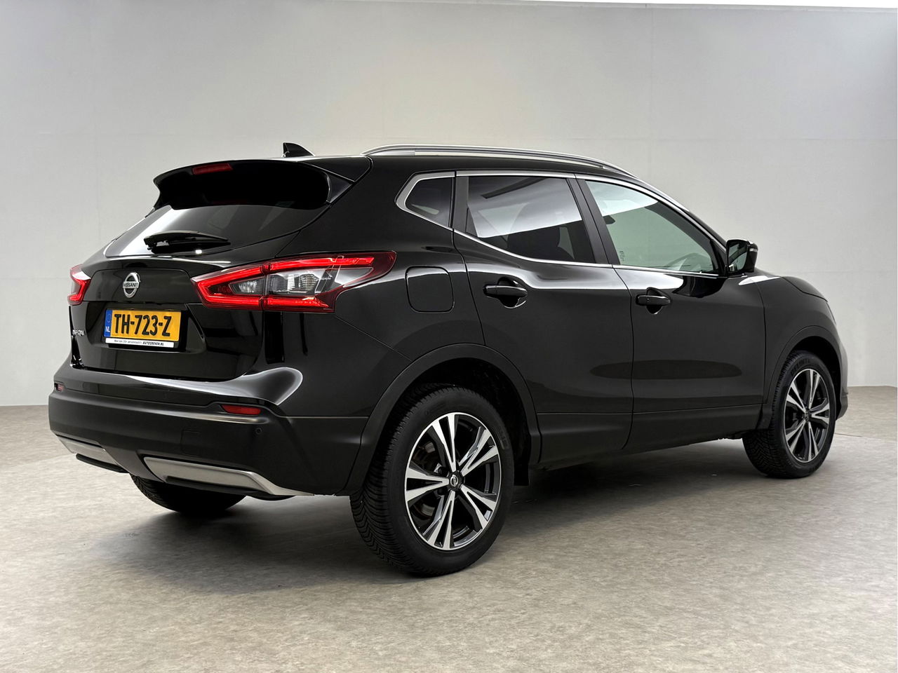 Nissan QASHQAI 1.2 N-Connecta | Pano | LED | 360° | Cruise | Navigatie | NAP
