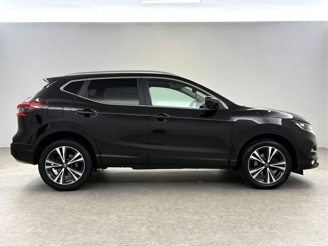 Nissan QASHQAI 1.2 N-Connecta | Pano | LED | 360° | Cruise | Navigatie | NAP