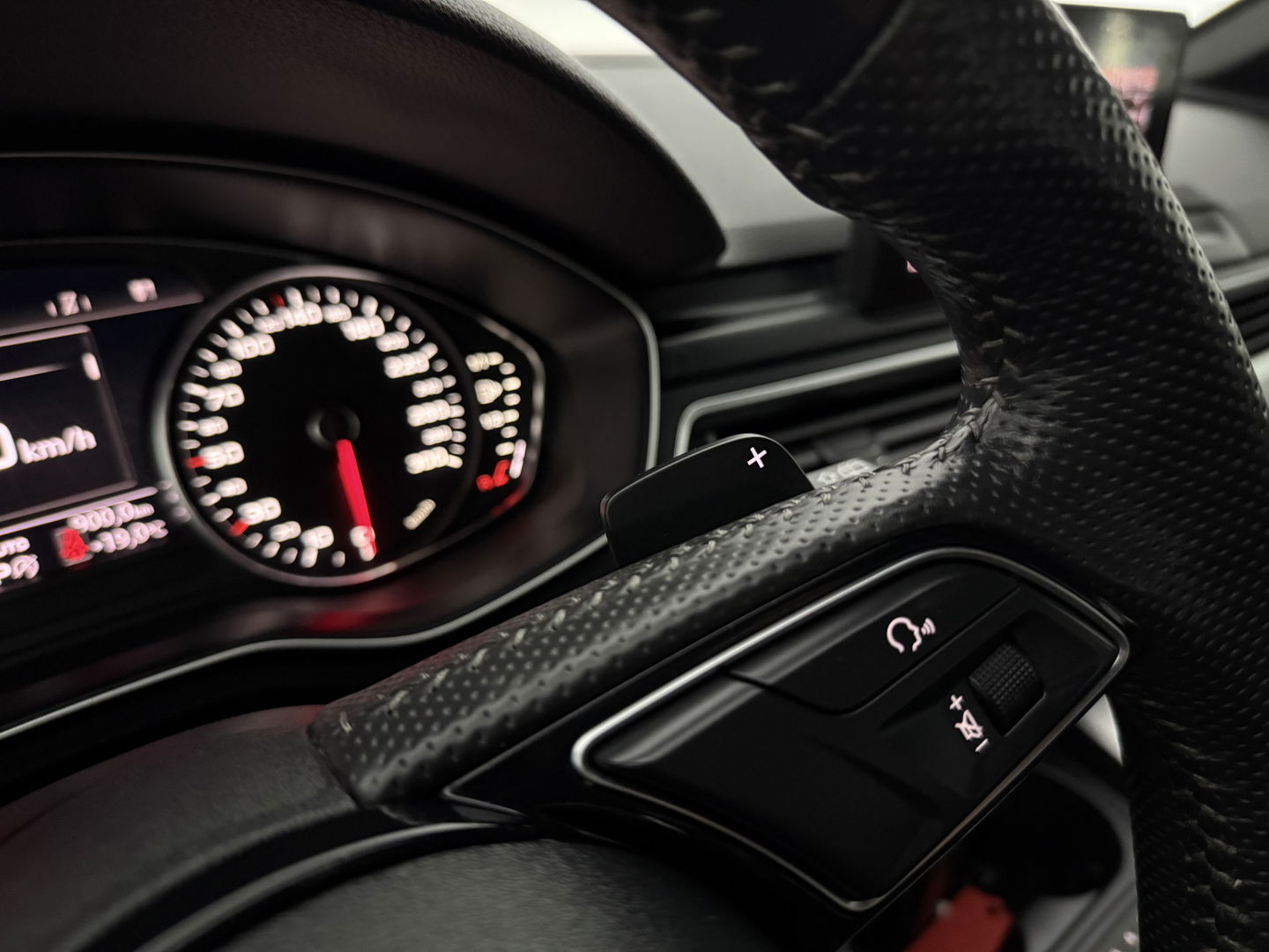 Audi A4 1.4 TFSI 150PK Sport S line | Clima | Cruise | Navigatie | Parkeersens. | LED | NAP