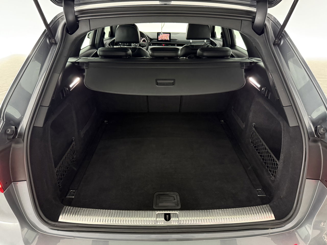 Audi A4 1.4 TFSI 150PK Sport S line | Clima | Cruise | Navigatie | Parkeersens. | LED | NAP