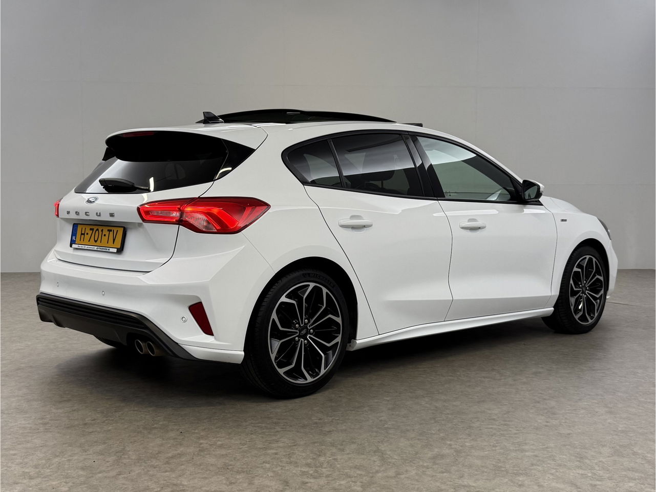 Ford Focus 1.0 EcoBoost ST Line | Panoramadak | Bang&Olufson | LED | Carplay | Navigatie | Cruise | Parkeersens.