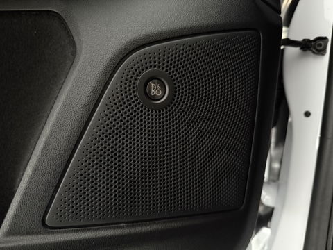 Ford Focus 1.0 ST Line | Pano | B&O | LED | Carplay | Navigatie | Cruise | Parkeersens. l NAP