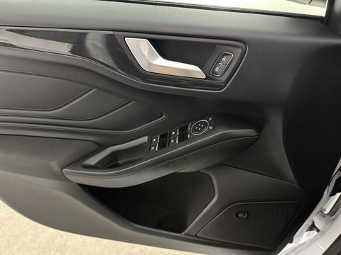 Ford Focus 1.0 ST Line | Pano | B&O | LED | Carplay | Navigatie | Cruise | Parkeersens. l NAP