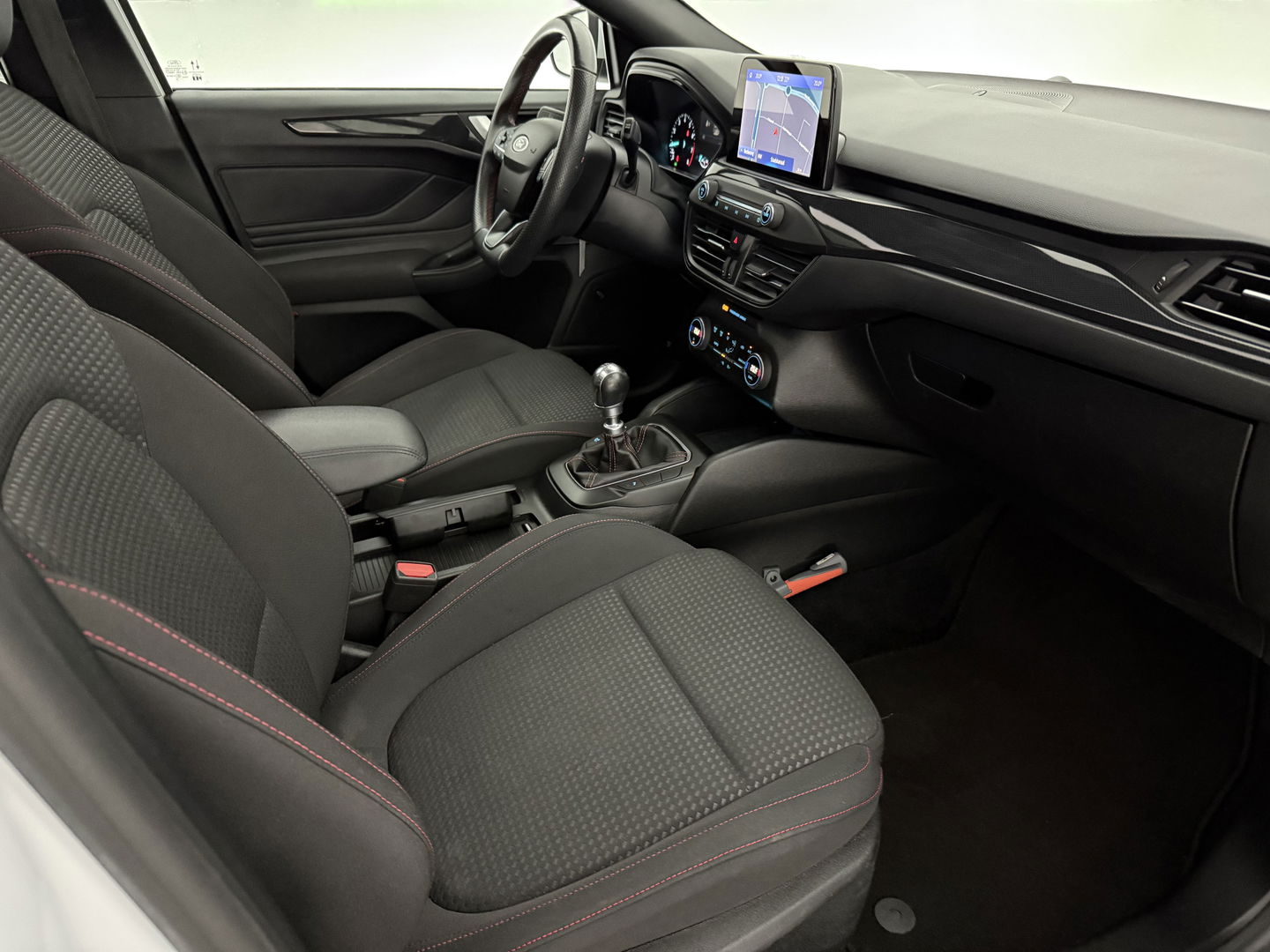 Ford Focus 1.0 ST Line | Pano | B&O | LED | Carplay | Navigatie | Cruise | Parkeersens. l NAP