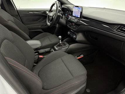 Ford Focus 1.0 EcoBoost ST Line | Panoramadak | Bang&Olufson | LED | Carplay | Navigatie | Cruise | Parkeersens.