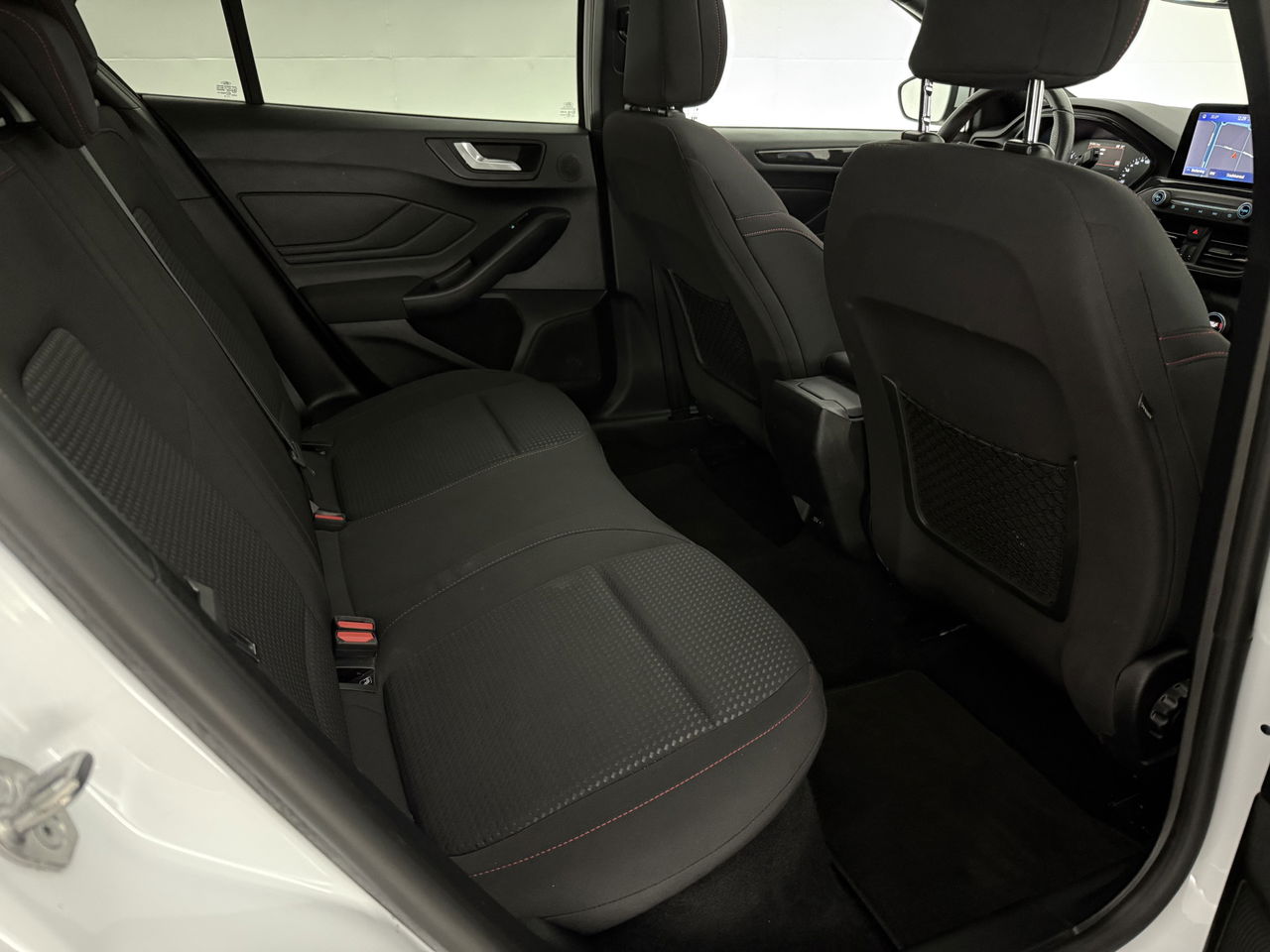 Ford Focus 1.0 EcoBoost ST Line | Panoramadak | Bang&Olufson | LED | Carplay | Navigatie | Cruise | Parkeersens.