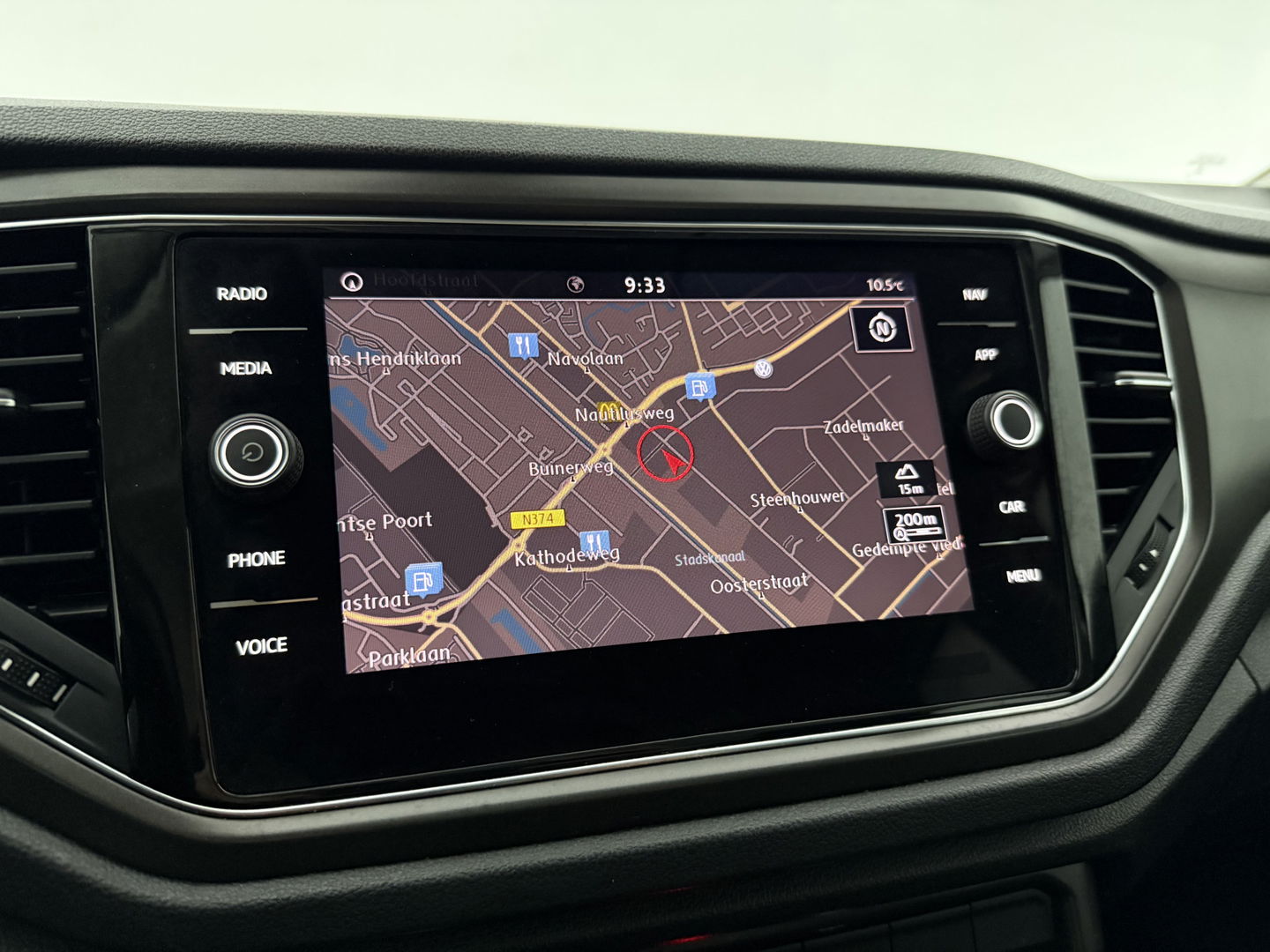 Volkswagen T-Roc TSI Black Edition | Camera | Carplay | LED | Trekh. | Adaptive-Cruise | Parkeersens. | Navi l NAP