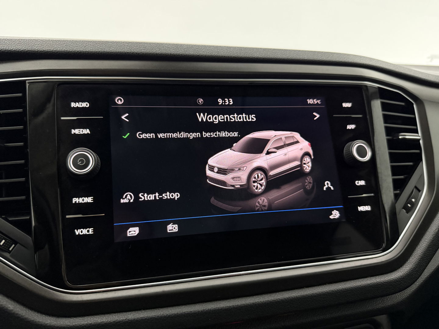 Volkswagen T-Roc TSI Black Edition | Camera | Carplay | LED | Trekh. | Adaptive-Cruise | Parkeersens. | Navi l NAP