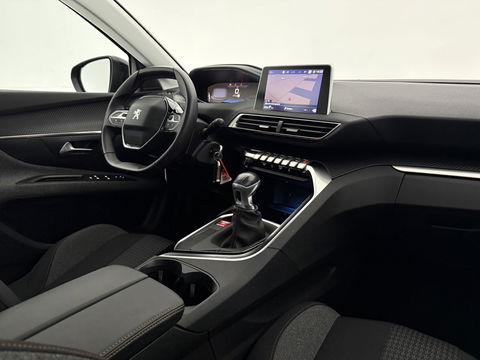 Peugeot 5008 1.2 PureTech | 7 Persoons | LED | Trekh. | 360° | Virtual | Carplay | Parkeersens. l NAP