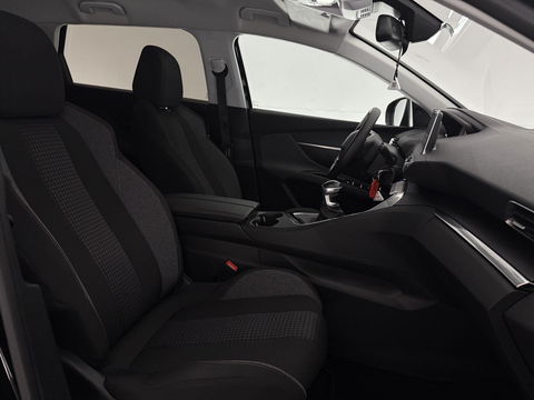 Peugeot 5008 1.2 PureTech | 7 Persoons | LED | Trekh. | 360° | Virtual | Carplay | Parkeersens. l NAP