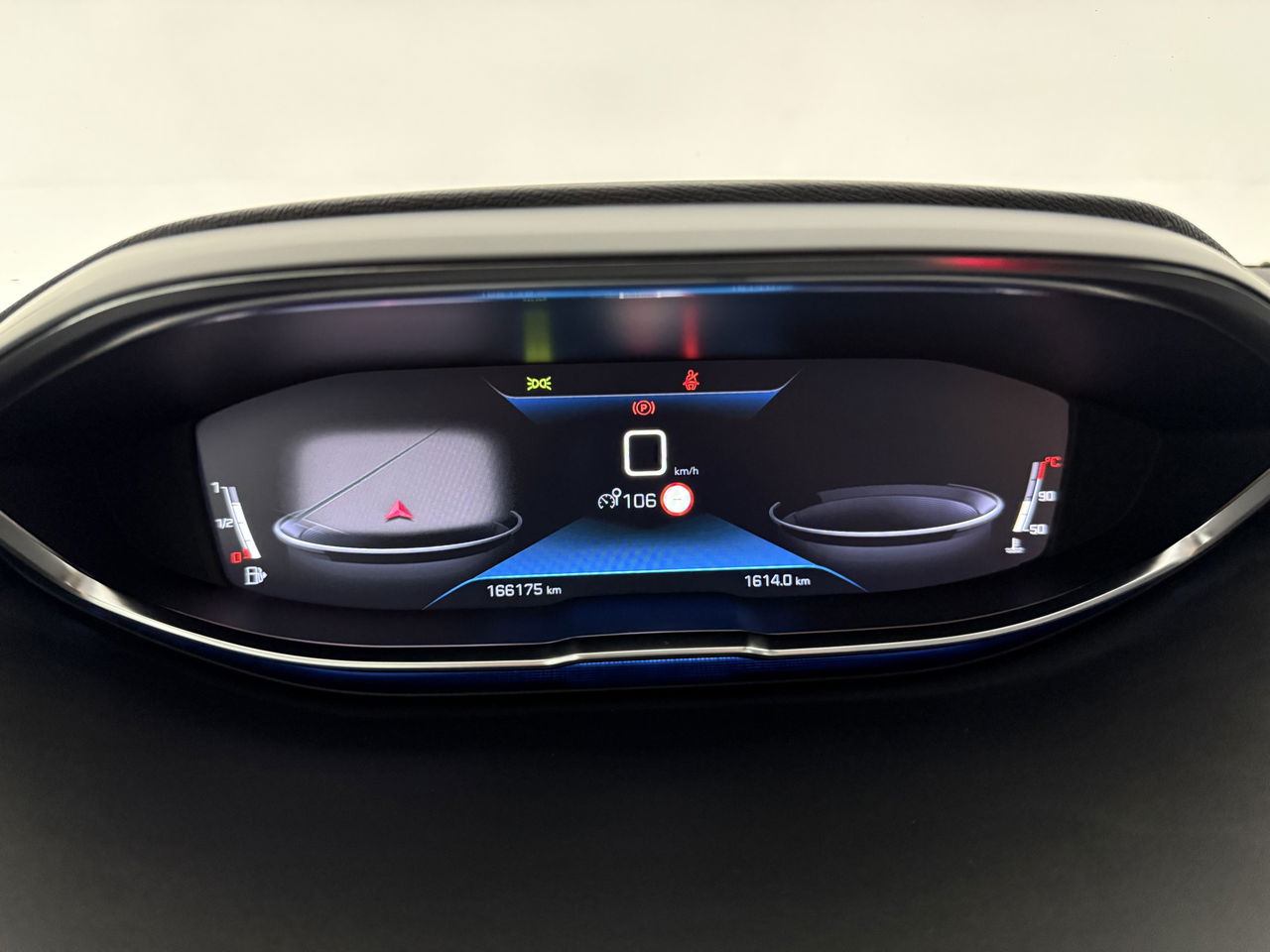 Peugeot 5008 1.2 PureTech | 7 Persoons | LED | Trekhaak | Camera | Virtual Cockpit | Carplay | Parkeersens.