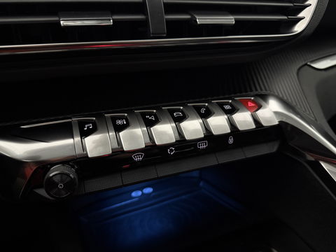 Peugeot 5008 1.2 PureTech | 7 Persoons | LED | Trekh. | 360° | Virtual | Carplay | Parkeersens. l NAP