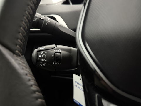 Peugeot 5008 1.2 PureTech | 7 Persoons | LED | Trekh. | 360° | Virtual | Carplay | Parkeersens. l NAP