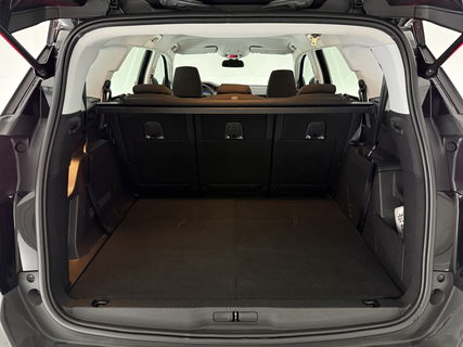 Peugeot 5008 1.2 PureTech | 7 Persoons | LED | Trekhaak | Camera | Virtual Cockpit | Carplay | Parkeersens.