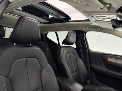 Volvo XC40 1.5 T5 262PK Twin Engine Inscription | Pano | Sfeerverl. | Harman/Kardon | Leder | Navigatie | LED