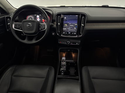 Volvo XC40 1.5 T5 262PK Twin Engine Inscription | Pano | Sfeerverl. | Harman/Kardon | Leder | Navigatie | LED