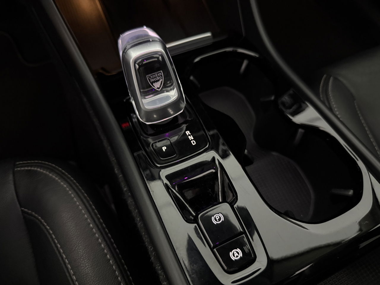 Volvo XC40 1.5 T5 262PK Twin Engine Inscription | Pano | Sfeerverl. | Harman/Kardon | Leder | Navigatie | LED