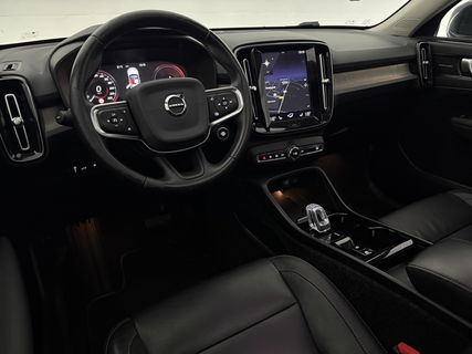 Volvo XC40 1.5 T5 262PK Twin Engine Inscription | Pano | Sfeerverl. | Harman/Kardon | Leder | Navigatie | LED