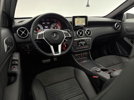 Mercedes-Benz A-Klasse 180 CDI | Pano | LED | Spoiler | Airco | Navigatie | Parkeersens