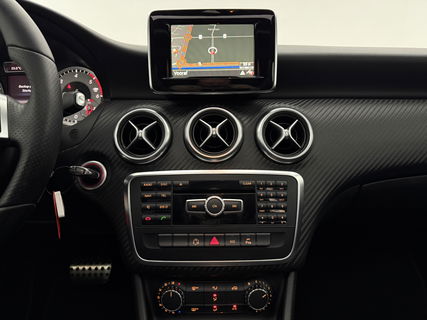 Mercedes-Benz A-Klasse 180 CDI | Pano | LED | Spoiler | Airco | Navigatie | Parkeersens