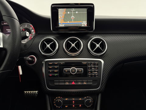 Mercedes-Benz A-Klasse 180 CDI | Pano | LED | Spoiler | Airco | Navigatie | Parkeersens