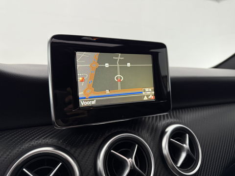 Mercedes-Benz A-Klasse 180 CDI | Pano | LED | Spoiler | Airco | Navigatie | Parkeersens