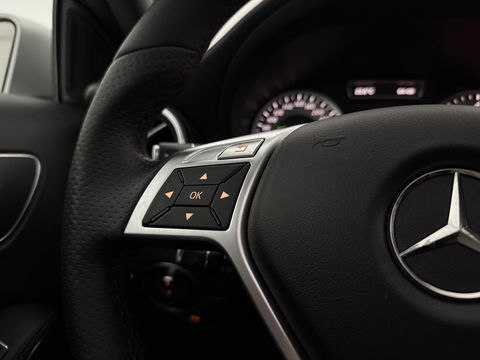 Mercedes-Benz A-Klasse 180 CDI | Pano | LED | Spoiler | Airco | Navigatie | Parkeersens