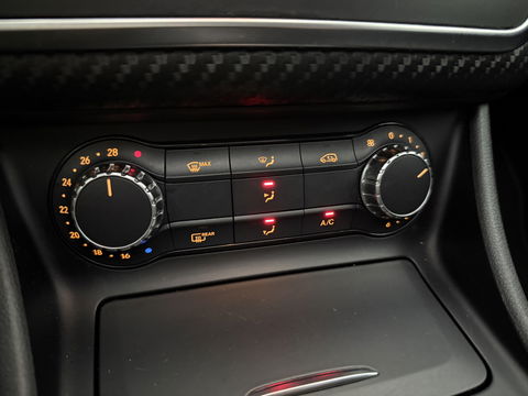 Mercedes-Benz A-Klasse 180 CDI | Pano | LED | Spoiler | Airco | Navigatie | Parkeersens