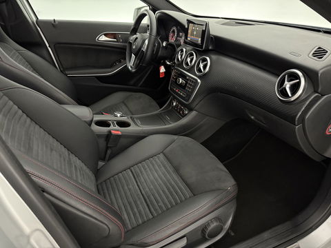 Mercedes-Benz A-Klasse 180 CDI | Pano | LED | Spoiler | Airco | Navigatie | Parkeersens