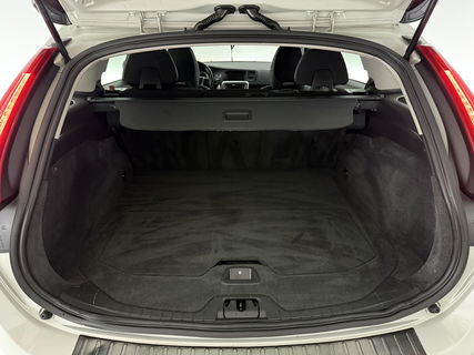 Volvo V60 1.6 T3 Momentum | Cruise | Navigatie | Parkeersens | Clima | NAP