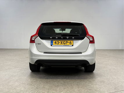 Volvo V60 1.6 T3 Momentum | Cruise | Navigatie | Parkeersens | Clima | NAP