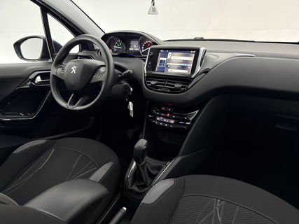 Peugeot 208 1.2 VTi Envy | NAP | Clima | Cruise | Navigatie | Parkeersensoren