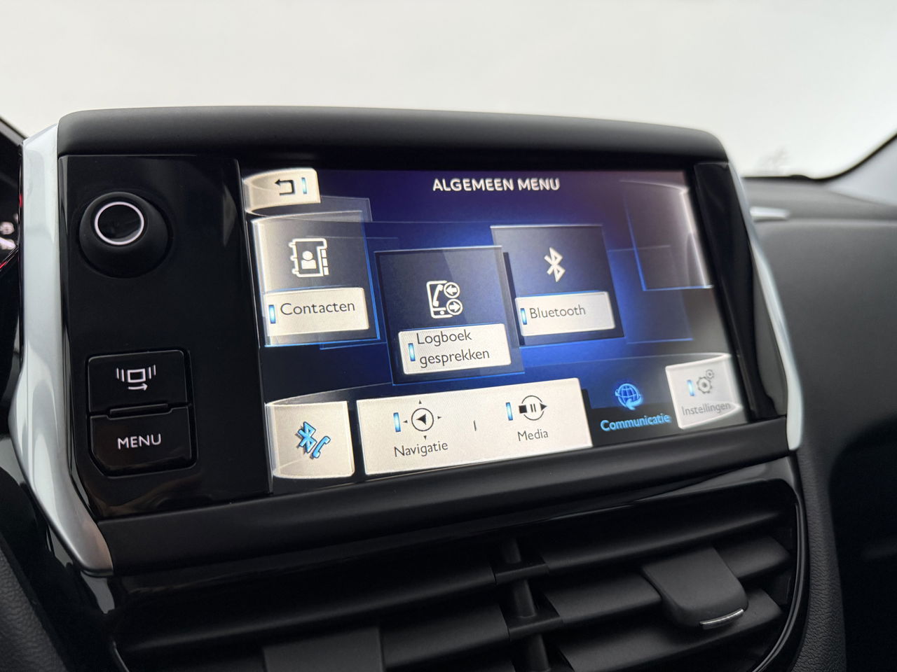 Peugeot 208 1.2 VTi Envy | NAP | Clima | Cruise | Navigatie | Parkeersensoren