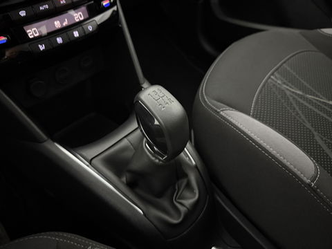 Peugeot 208 1.2 VTi Envy Clima | Cruise | Navigatie | Parkeersens. l Hagelschade l NAP