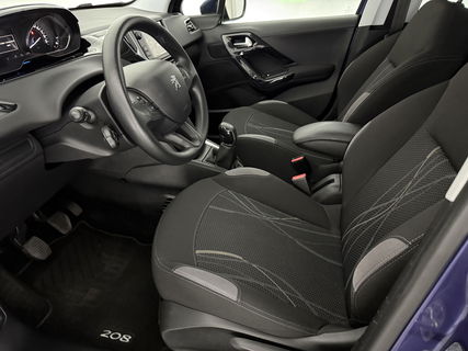 Peugeot 208 1.2 VTi Envy | NAP | Clima | Cruise | Navigatie | Parkeersensoren