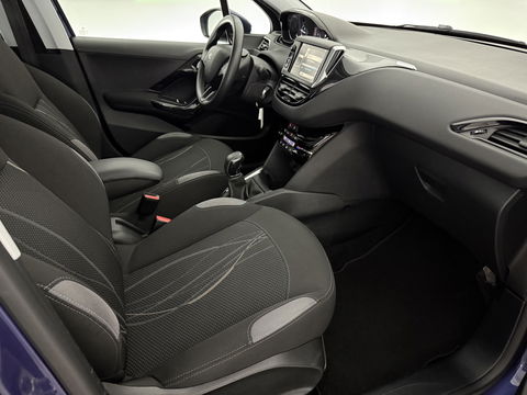 Peugeot 208 1.2 VTi Envy Clima | Cruise | Navigatie | Parkeersens. l Hagelschade l NAP
