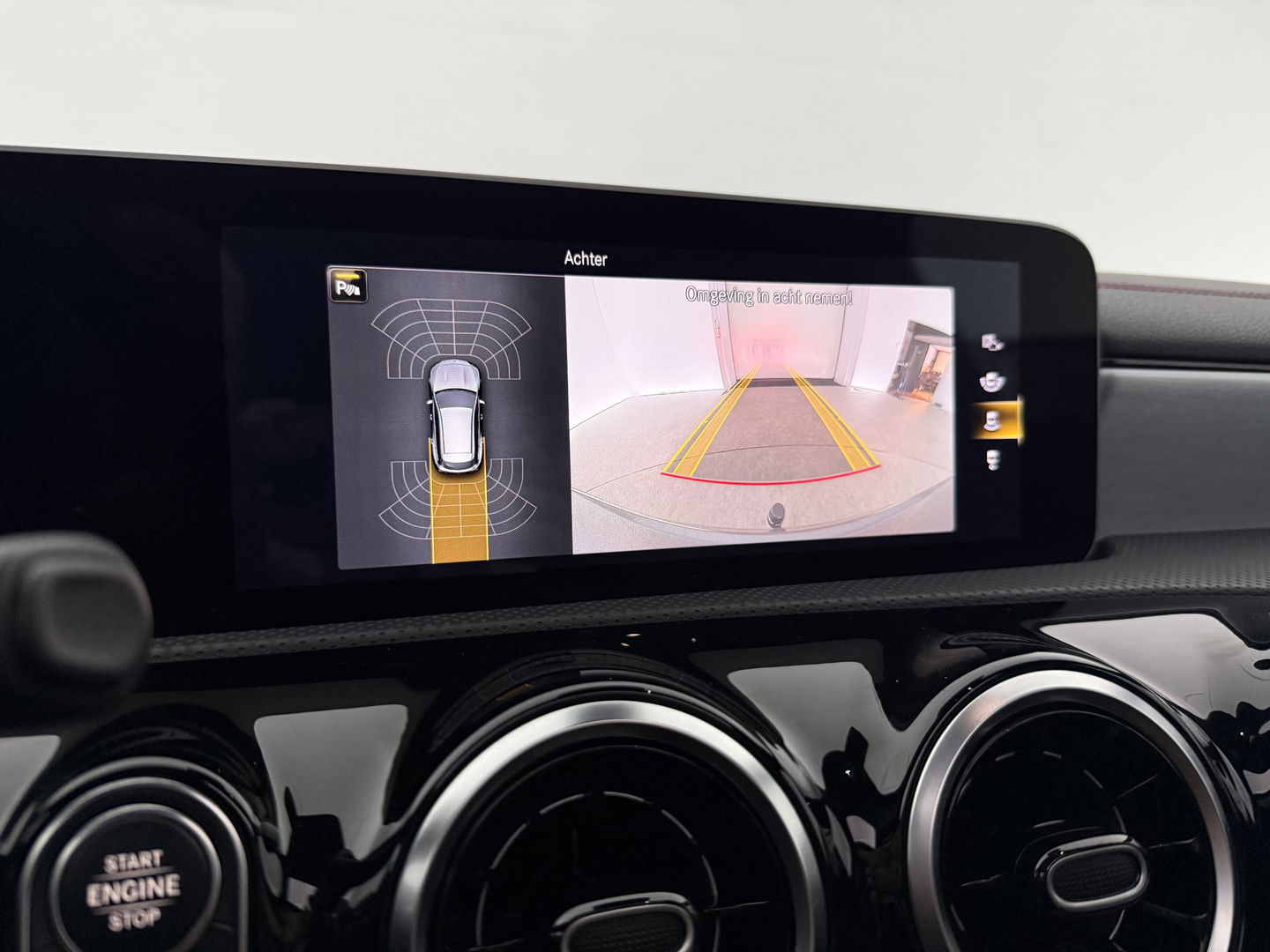 Mercedes-Benz CLA-Klasse 180 AMG | Pano | LED | Trekhaak | Virtual | Camera | Carplay | Cruise