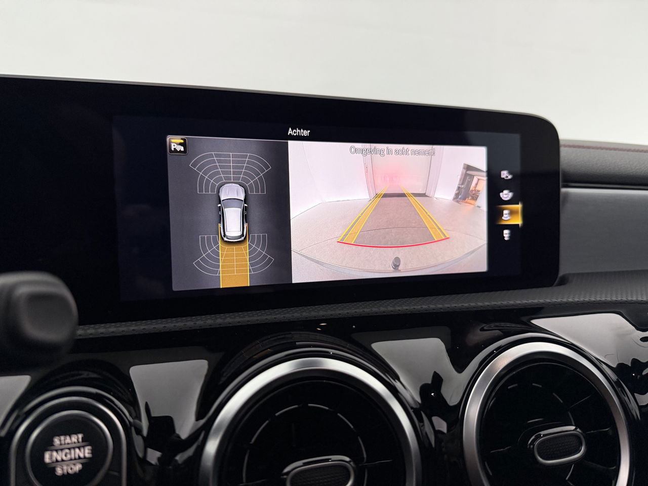 Mercedes-Benz CLA-Klasse 180 AMG | Panoramadak | LED | Trekhaak | Virtual Cockpit | Camera | Carplay | Cruise