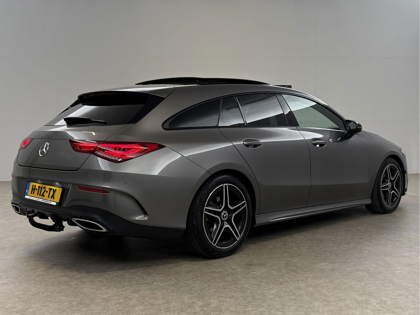 Mercedes-Benz CLA-Klasse 180 AMG | Pano | LED | Trekhaak | Virtual | Camera | Carplay | Cruise