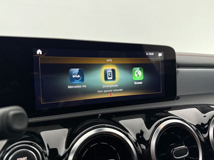 Mercedes-Benz CLA-Klasse 180 AMG | Panoramadak | LED | Trekhaak | Virtual Cockpit | Camera | Carplay | Cruise