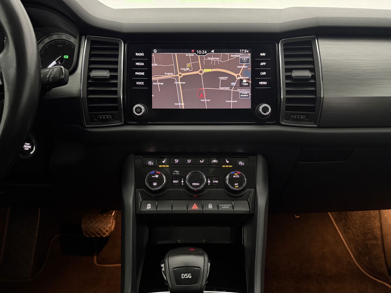 Škoda Kodiaq 1.4 TSI ACT | LED | Carplay | Trekhaak | Navigatie | Parkeersens. | Stoelverwarming | 17"LMV