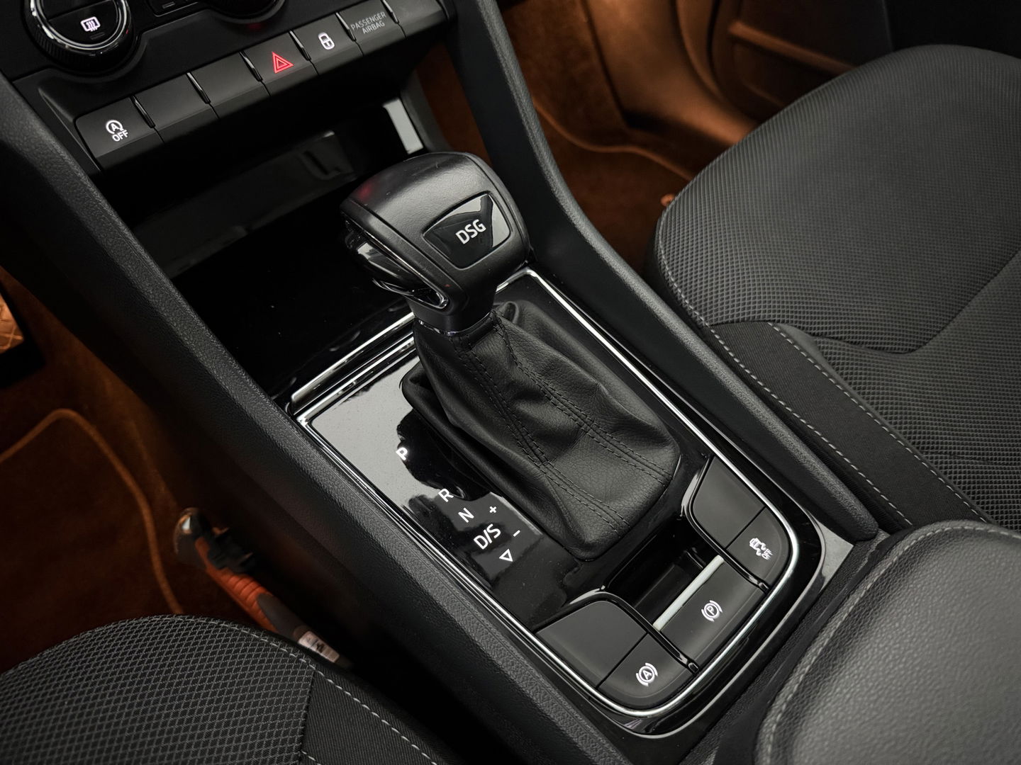 Škoda Kodiaq 1.4 TSI ACT | LED | Carplay | Trekh. | Navigatie | Parkeersens. | Stoelverw. | NAP