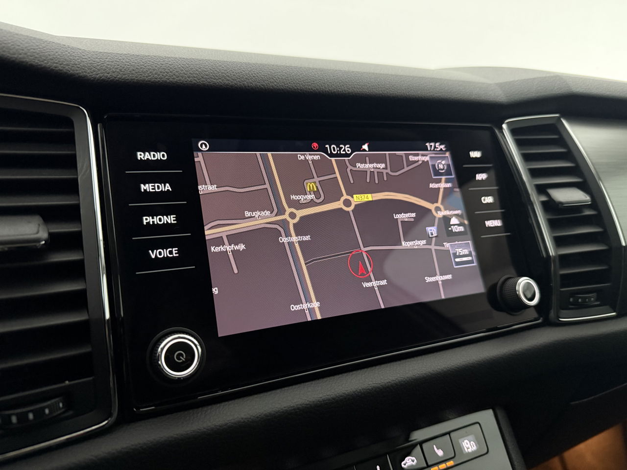 Škoda Kodiaq 1.4 TSI ACT | LED | Carplay | Trekhaak | Navigatie | Parkeersens. | Stoelverwarming | 17"LMV