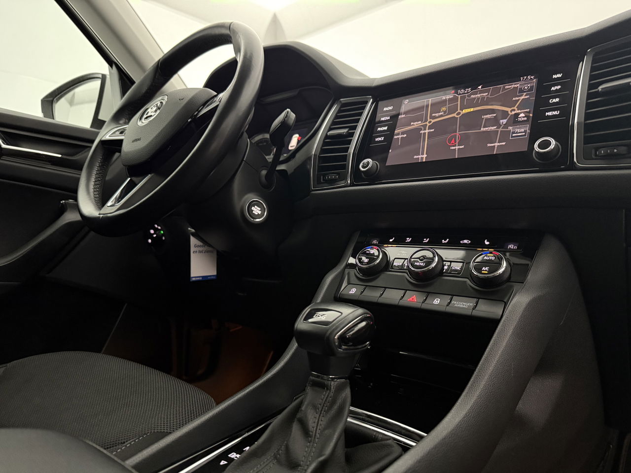 Škoda Kodiaq 1.4 TSI ACT | LED | Carplay | Trekhaak | Navigatie | Parkeersens. | Stoelverwarming | 17"LMV
