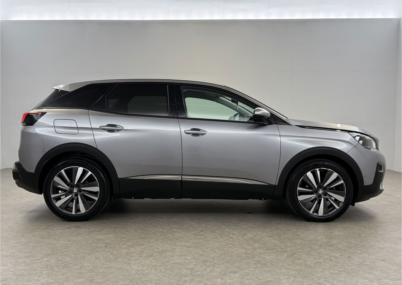Peugeot 3008 1.2 PureTech | Sfeerver. | 360° | Trekhaak | LED | Virtual Cockpit | Carplay | Cruisecontr.