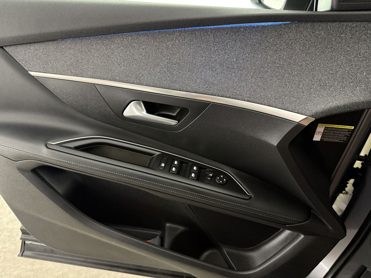 Peugeot 3008 1.2 PureTech | Sfeerver. | 360° | Trekhaak | LED | Virtual Cockpit | Carplay | Cruisecontr.