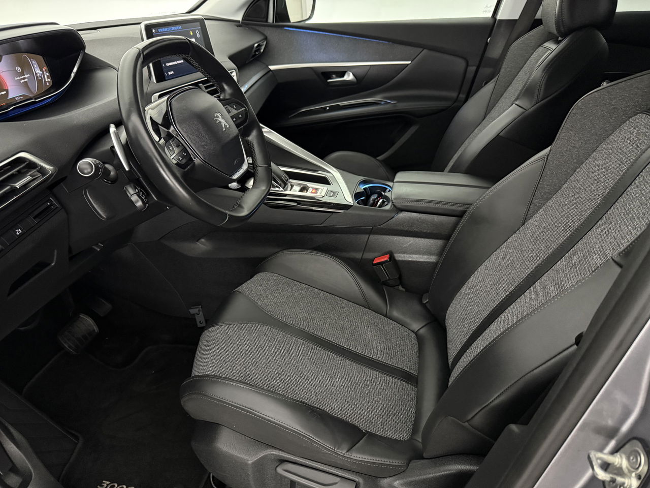 Peugeot 3008 1.2 PureTech | Sfeerver. | 360° | Trekhaak | LED | Virtual Cockpit | Carplay | Cruisecontr.